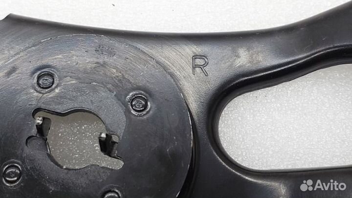 Кронштейн подрамника передний правый Hyundai