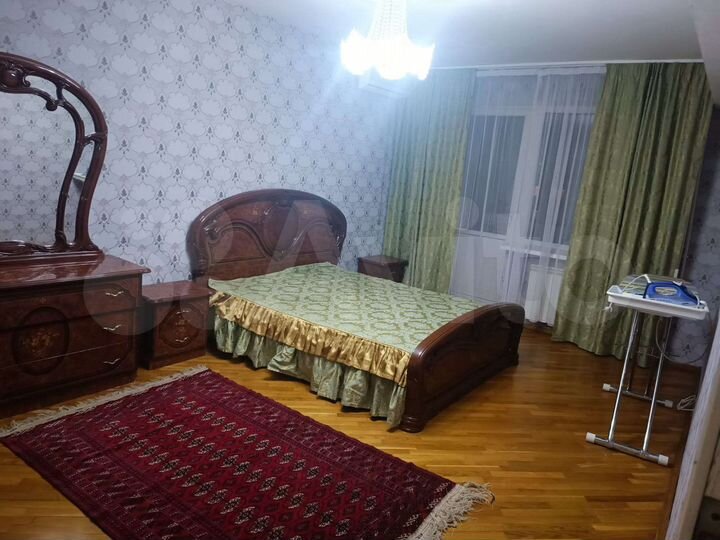 2-к. квартира, 98 м², 2/8 эт.