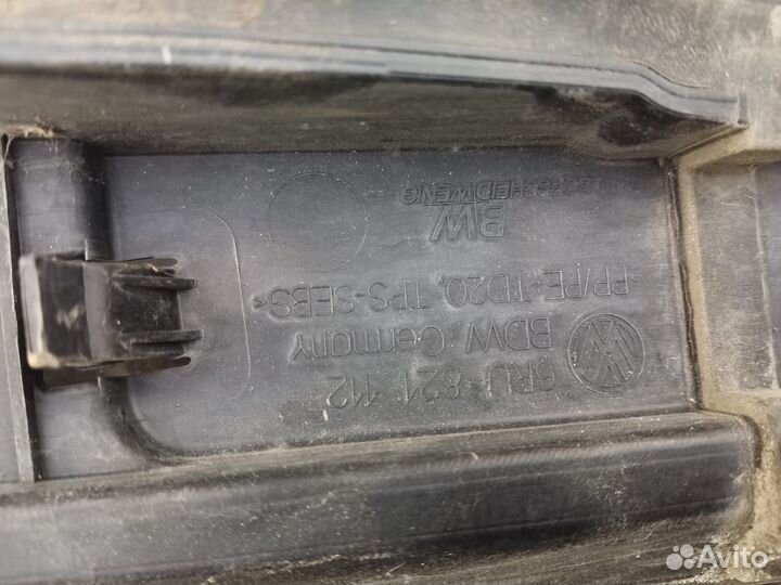 Уплотнитель пыльник крыла Volkswagen Polo 5 1.6