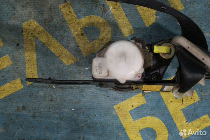 Ремень безопасности Nissan Almera n16