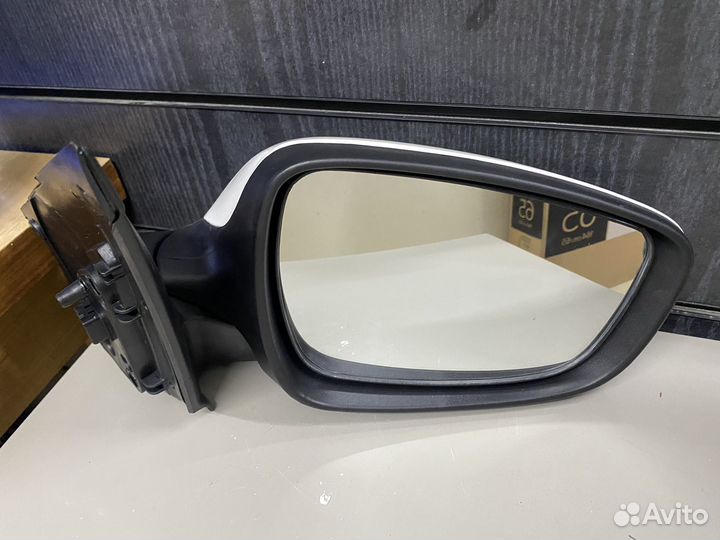 Зеркало правое Hyunday Solaris (10-17) 5 контактов