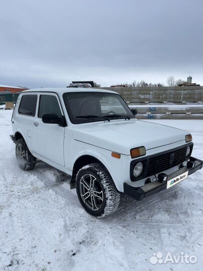 LADA 4x4 (Нива) 1.7 МТ, 2005, 200 000 км