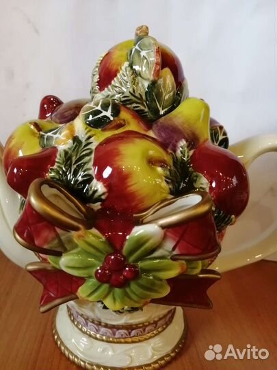 Чайник коллекционный Рождественские фрукты