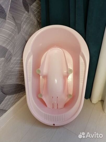 Ванночка для купания с горкой