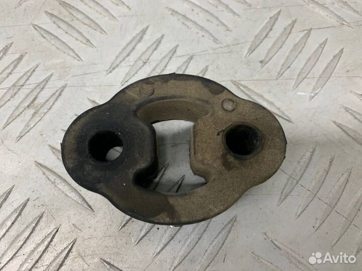 Б/У подушка глушителя (крепления, кронштейн