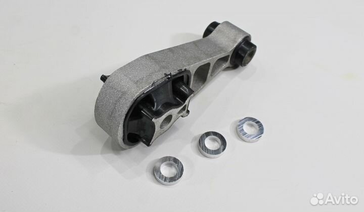 Опора двигателя задняя 112381035Т спорт веста