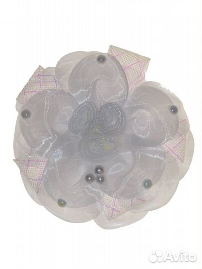 Белый бант для волос с розочками 1 шт