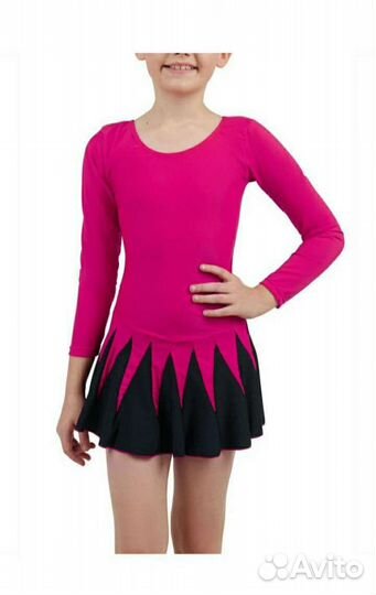 Купальник гимнастический с клиньями р.р.134-146