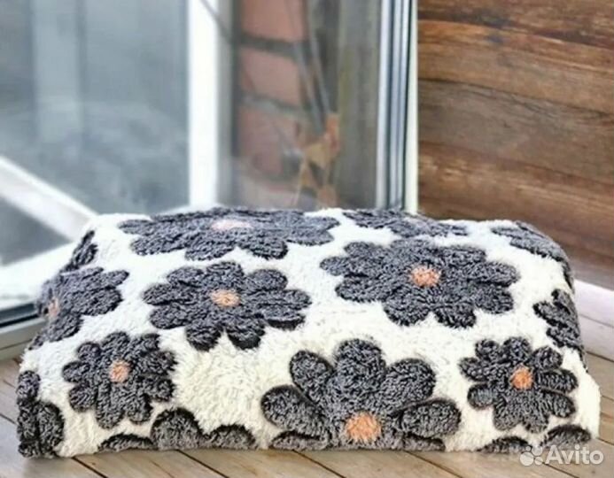 Пледы и покрывало 180х200