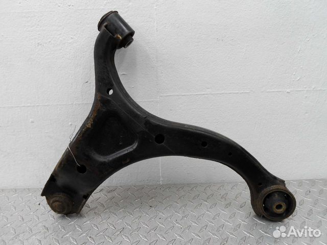 Рычаг задний левый нижний Hyundai Santa Fe 2 CM