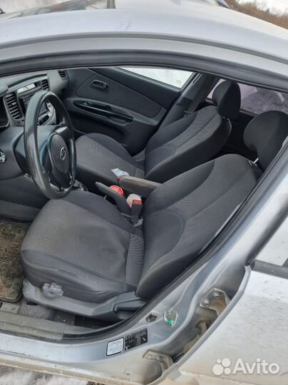 Автомобиль на запчасти Kia Rio