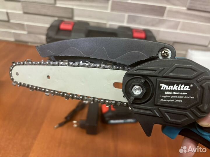 Аккумуляторная Цепная Пила Makita