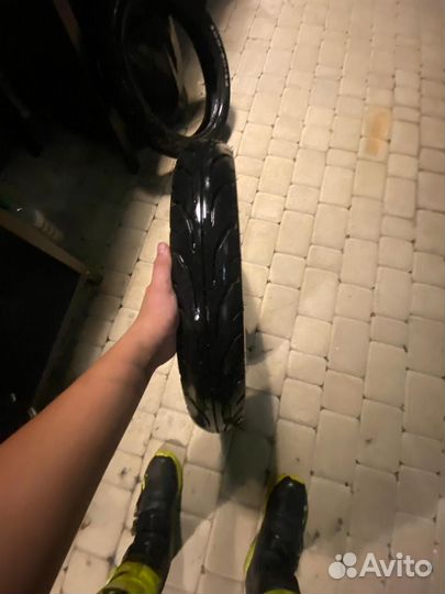 Accelera 651 2.25/4.5 R4