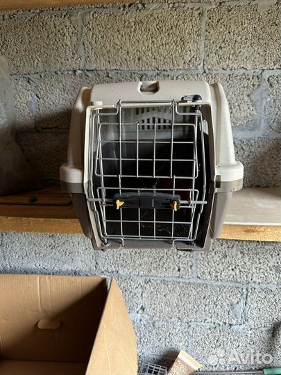 Переноска для животных пластиковая