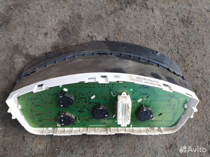 Щиток приборов mitsubishi galant 9