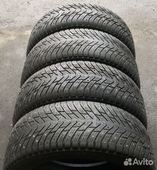 Nokian Tyres Hakkapeliitta 8 225/55 R17