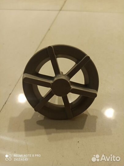 Фиксатор запасного колеса (Kia K5 III)