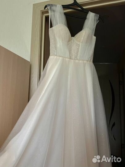 Продам свадебное платье
