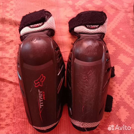 Налокотники, защита локтей