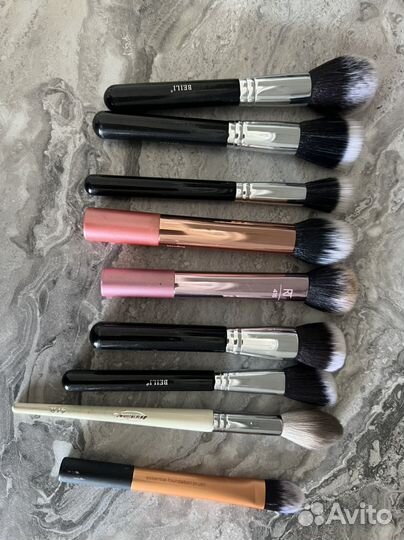 Косметика пакетом для визажиста