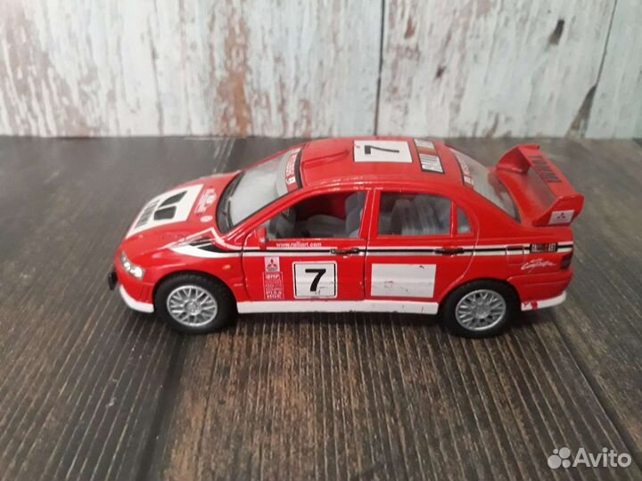 Машинка металлическая Mitsubishi Lancer VII