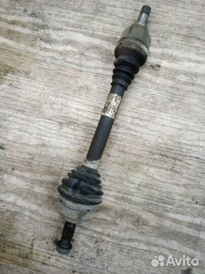 Привод в сборе передний левый Peugeot 308 хэтчбек