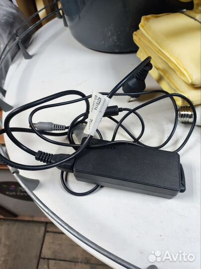 Зарядка для ноутбука lenovo