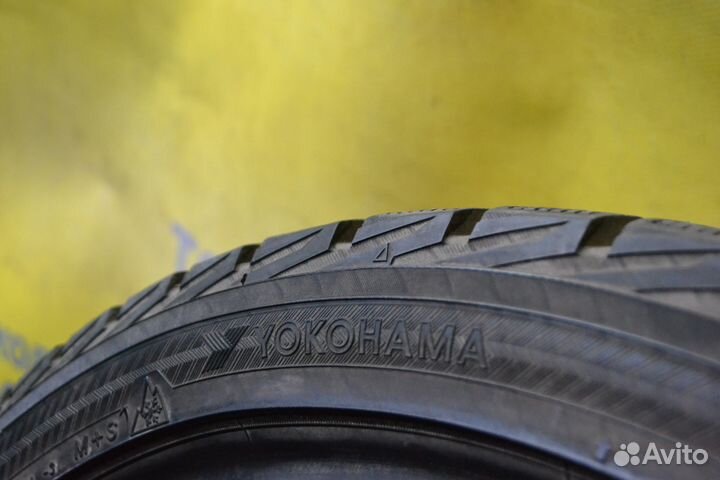 Yokohama Ice Guard IG30 235/40 R18