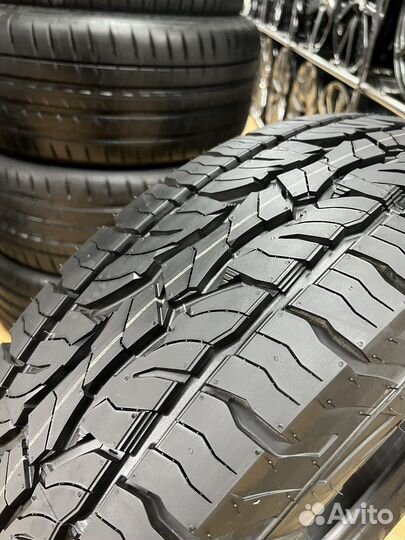 Dunlop Grandtrek AT5 235/65 R17