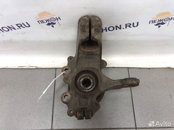 Кулак поворотный передний правый Ford Focus