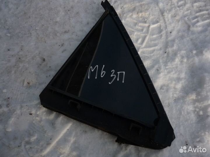 Форточка задней правой двери Мазда 6 GG