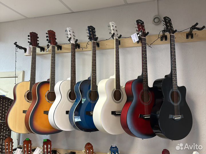 Гитара новая