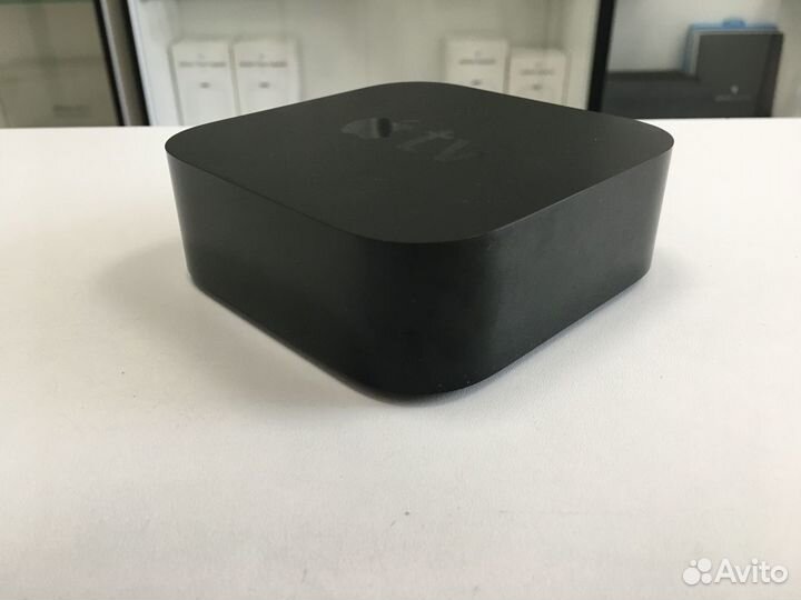 Apple TV 4K 32 Гб с серебристым пультом ду