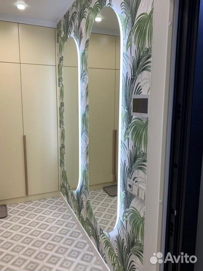 Зеркало с подсветкой