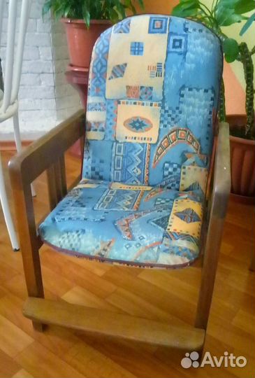 Стульчик для ребенка