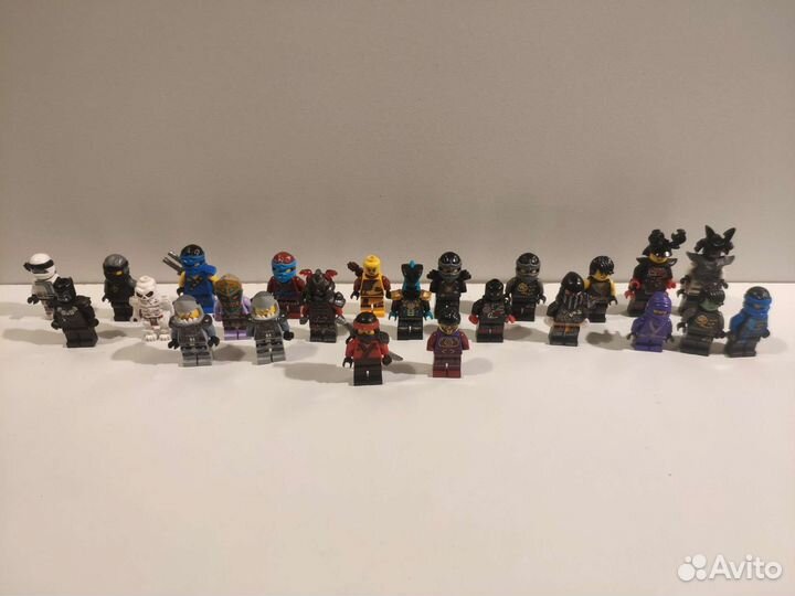 Lego минифигурки