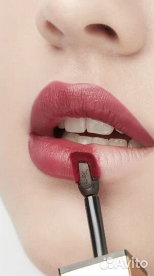 Помада YSL tatouage couture 30