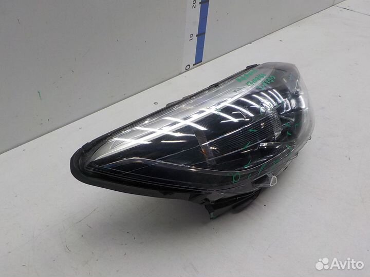Фара правая на Renault Kaptur