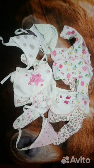 Детские вещи на девочку от 0-6 месяцев