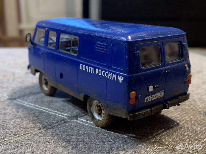Модель УАЗ 2206 Почта 1/43 компании Звезда