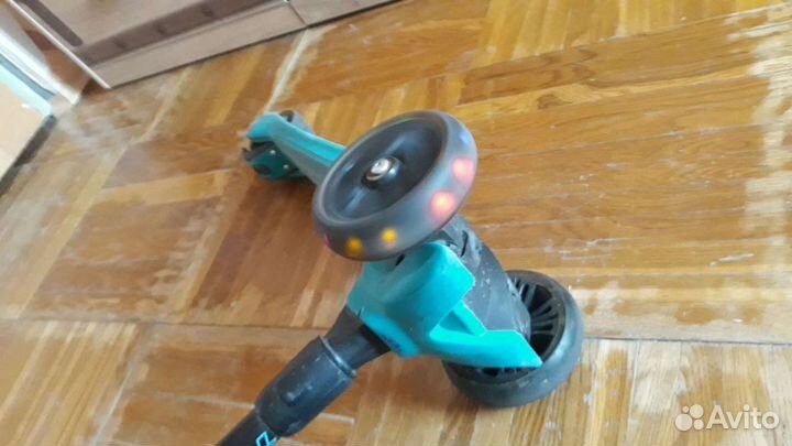 Самокат детский трехколесный бу