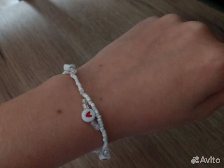 Браслет из бисера