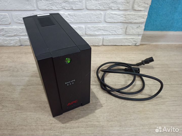 Ибп бесперибойник APC Back UPS rs 1000 Новые акб
