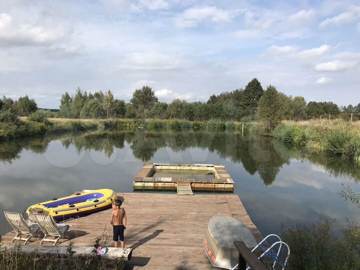 Коттедж 400 м² на участке 20 сот.