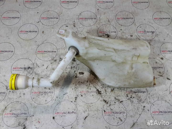 Бачок омывателя Renault Fluence