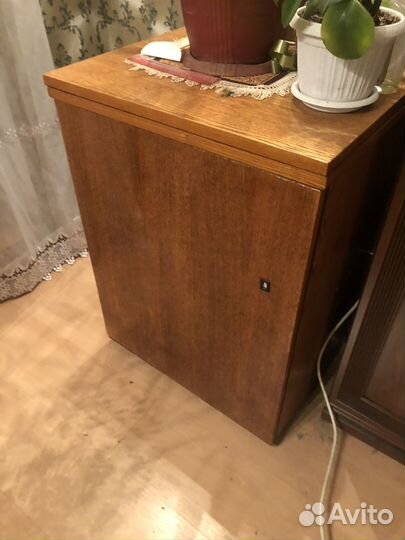 Швейная машина Чайка 2