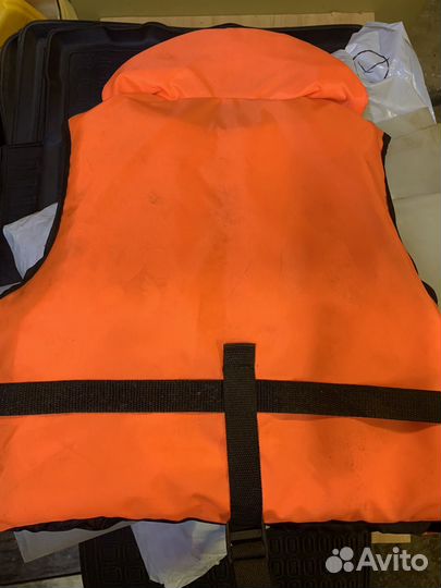 Спасательный жилет на ребенка