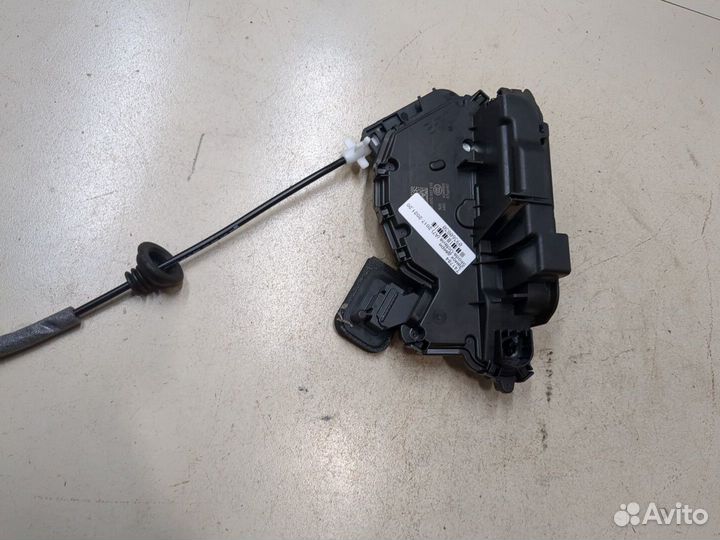 Замок двери Skoda Octavia (A7), 2019