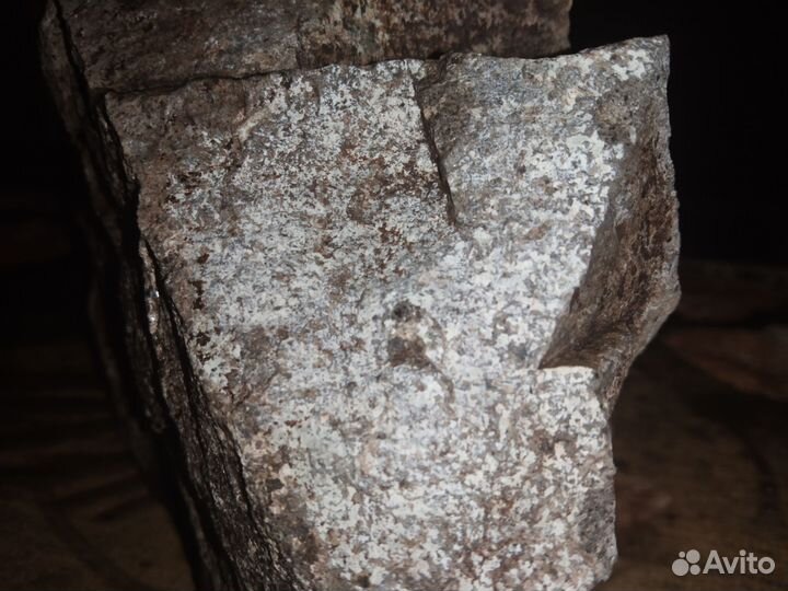 Сувениры из камня