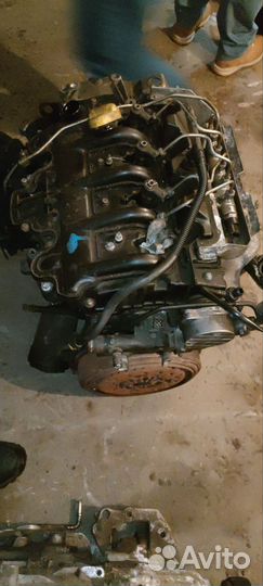 Двигатель G9T702 renault Espace 2.2 дизель